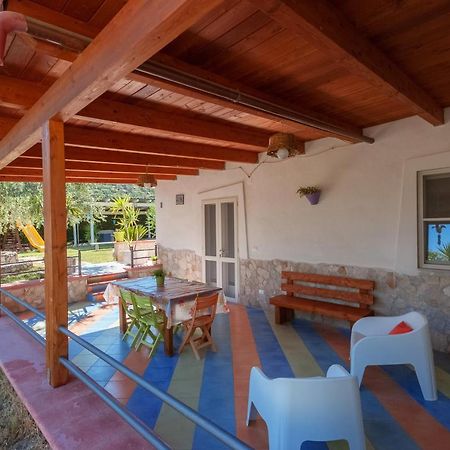 B&B Tor Di Lupo Mattinata Bagian luar foto