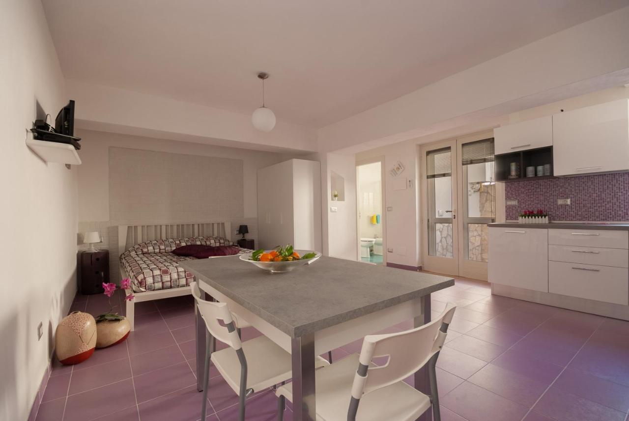 B&B Tor Di Lupo Mattinata Bagian luar foto