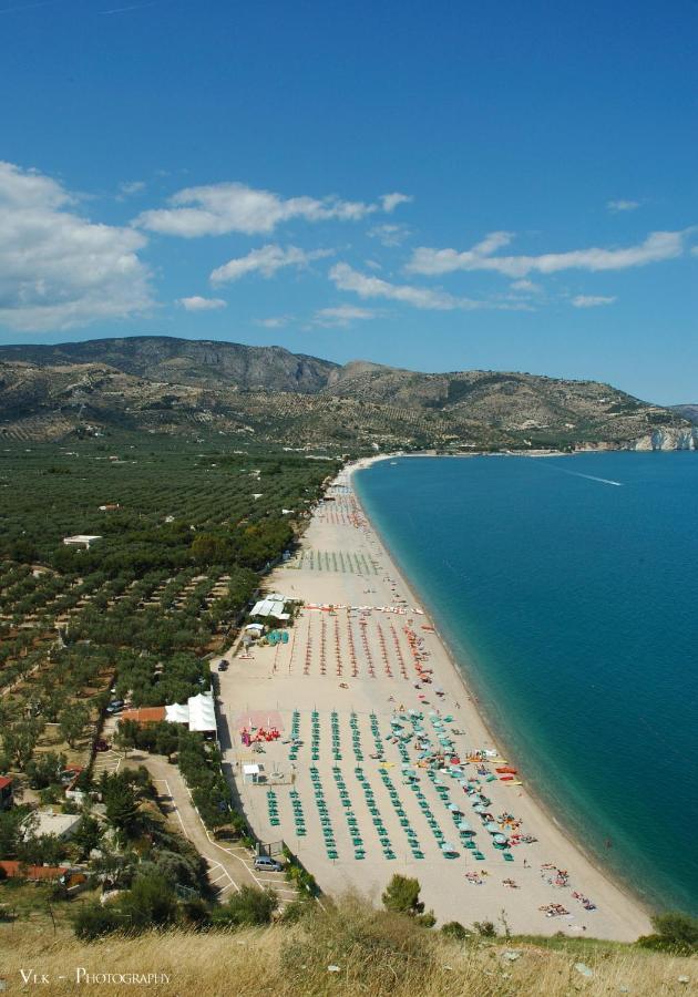 B&B Tor Di Lupo Mattinata Bagian luar foto