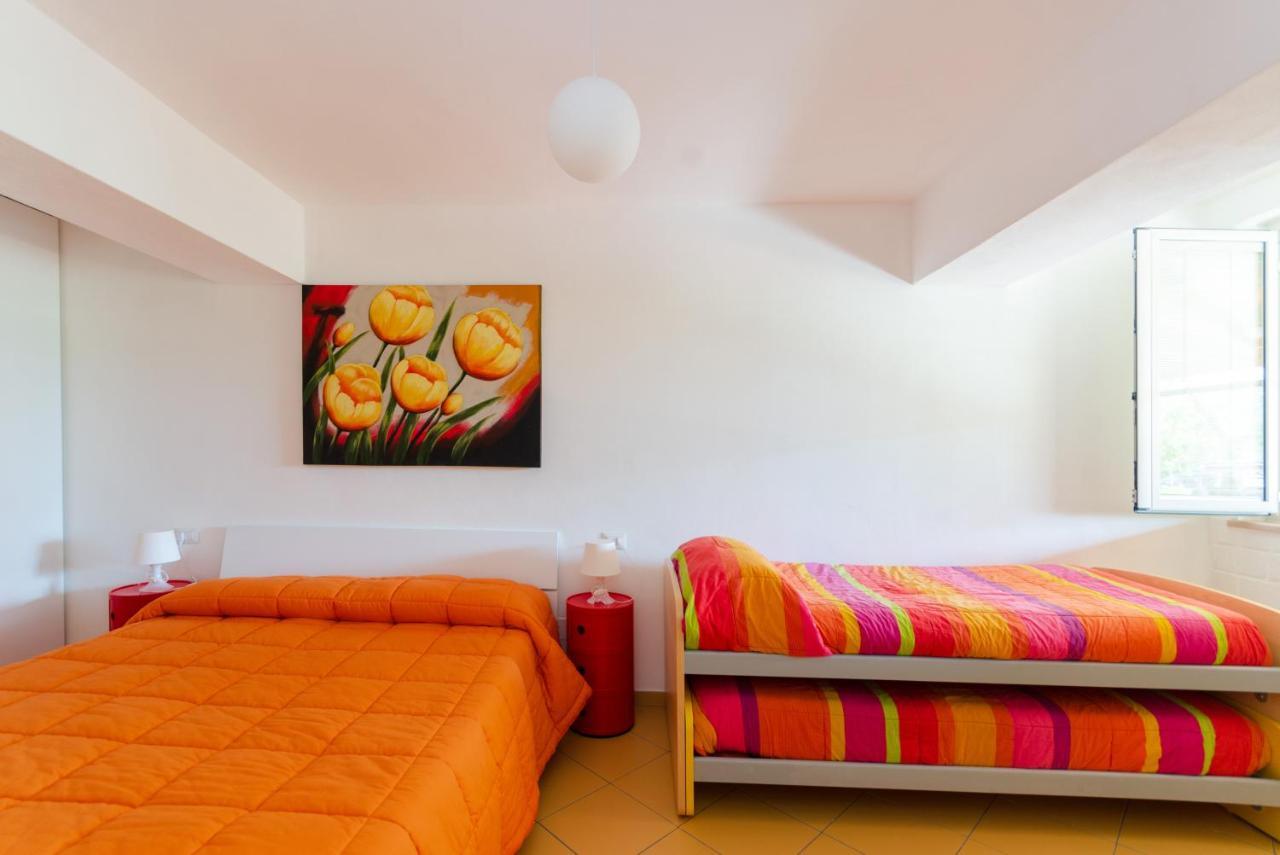 B&B Tor Di Lupo Mattinata Bagian luar foto