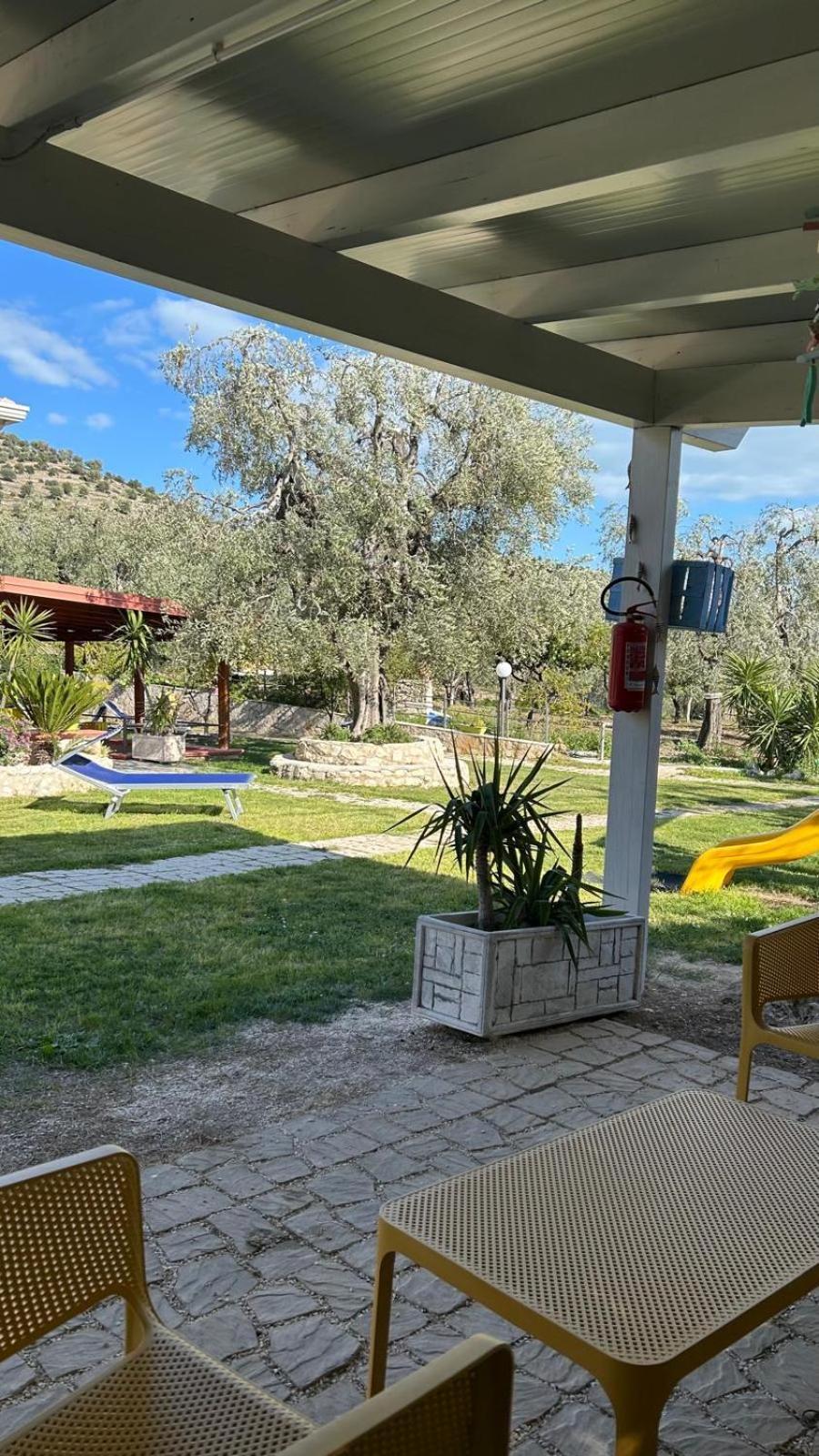 B&B Tor Di Lupo Mattinata Bagian luar foto